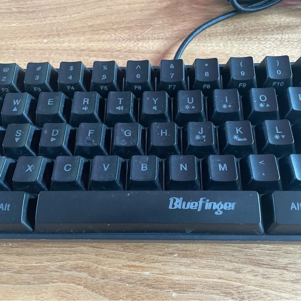 EUC Bluefinger gaming keyboard and mouse set